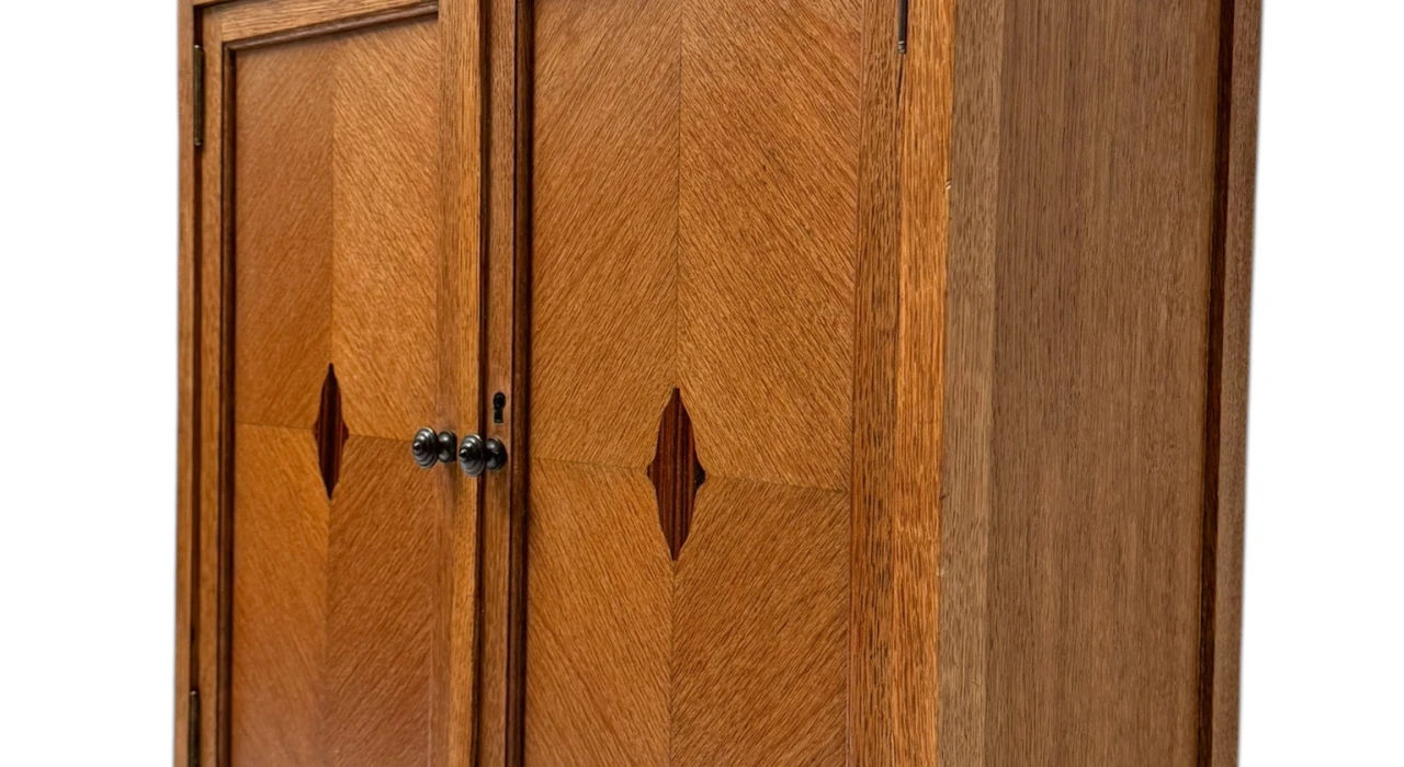 Art Deco Amsterdamse School Wall Cabinet by 't Woonhuys Amsterdam, 1920s